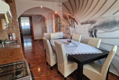 Apartament cu 3 camere de vanzare in zona Stefan cel Mare - 6