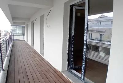 Apartament cu 4 camere decomandat în Herăstrău - 1