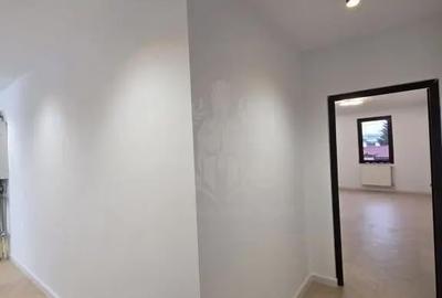 Spațiu comercial, de 200 mp, în Ultracentral - 10