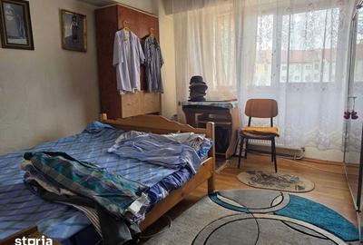 Apartament cu 3 camere decomandat în Central - 2