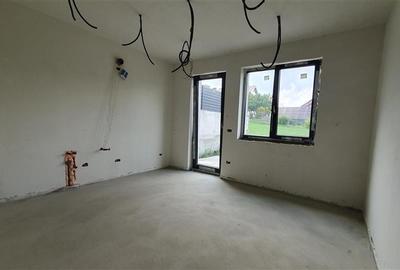 Casă individuală cu 7 camere cu Teren 450 Mp în Moara - 7