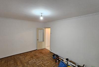 Malu Rosu - 2cam, cf2, p/4, T, izolat, um - 40000 euro - 5
