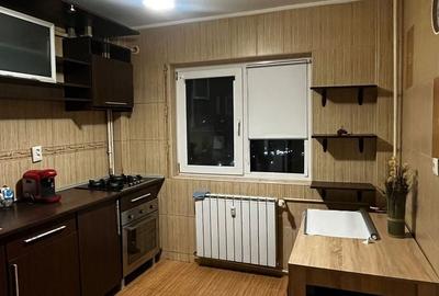 Apartament cu 3 camere decomandat, mobilat în Titan - 10