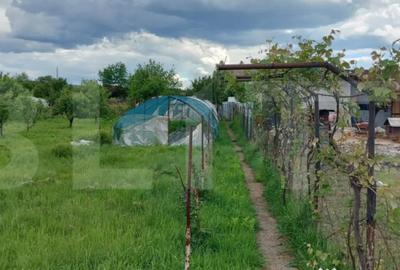 Casă cu 6 camere cu Teren 2800 Mp în Abator - 4