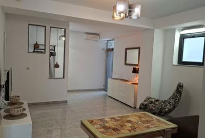 Apartament cu 2 camere decomandat în Fundeni