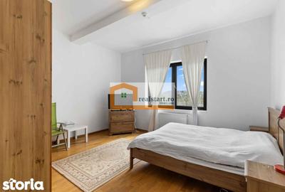 Casă cu 6 camere cu Teren 3300 Mp în Cornu - 3