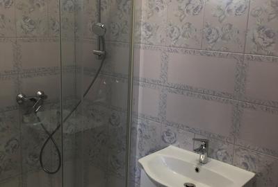 Casă cu 7 camere cu Canalizare în Băneasa - 13