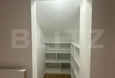 Casă cu 5 camere cu Teren 1600 Mp în Central - 11