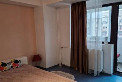 De Inchiriat Ap.3 camere B- dul DECEBAL - 8