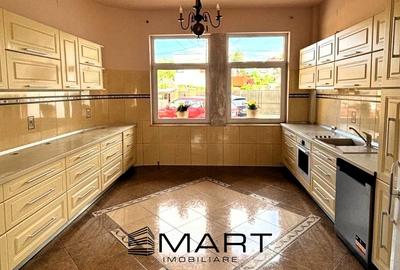 Casă individuală cu 7 camere cu Canalizare în Ștrand - 3