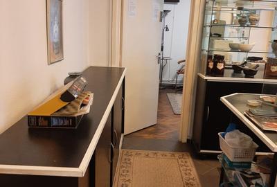 Spațiu comercial, de 52 mp, în 1 Mai - 6