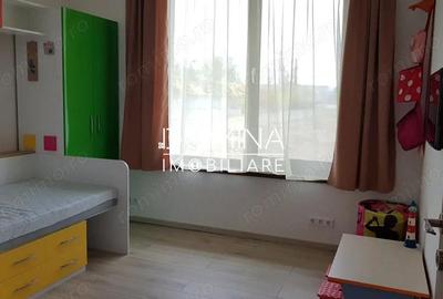 Casă cu Teren 1356 Mp în Central