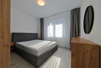 Apartament cu 2 camere decomandat, mobilat în Tractorul - 1