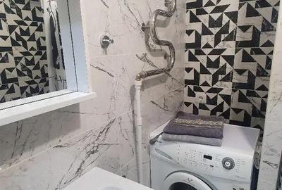 Apartament cu 3 camere decomandat în Tineretului