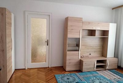 Apartament cu 3 camere semidecomandat în Ultracentral - 1