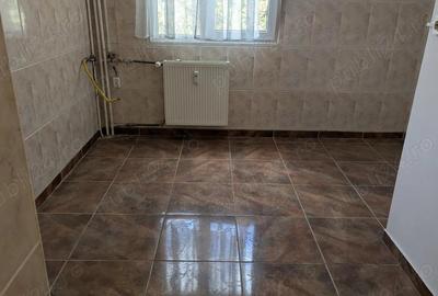 Casă cu 2 camere în 1 Mai - 3