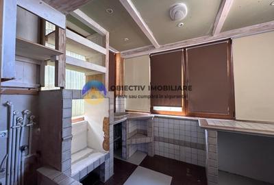 Apartament de vanzare 3 camere - Zona 1 Mai / 2 bai - 15