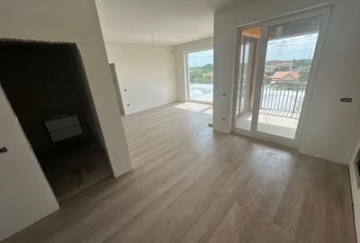 Apartament cu 2 camere decomandat în Freidorf - 3