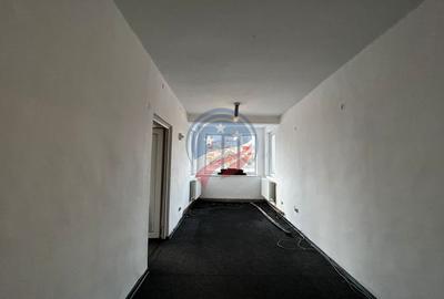 Spațiu comercial, de 225 mp, în Central - 5