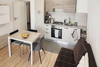 Zona Comerciala Aproape - 5