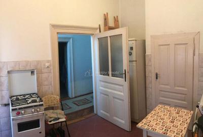 Apartament cu 2 camere semidecomandat în Central - 3