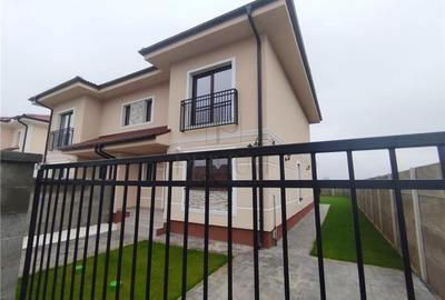 Duplex finalizat - 5 camere - zid dublu - dormitor la parter - 15