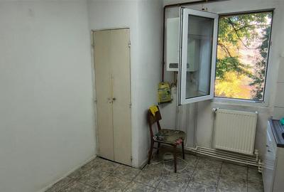 Apartament 3 camere semidecomandat, Podu Ros - FARA RISC - 5