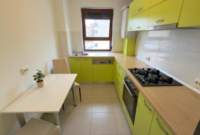 Apartament cu 2 camere decomandat, mobilat în Tractorul - 18