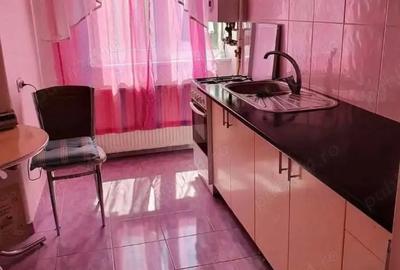 Inchiriere 2 cam Ultracentral et 1 - 3