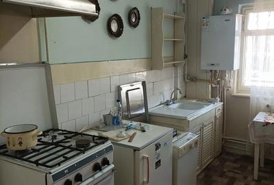 Apartament cu 2 camere decomandat în Decebal - 2