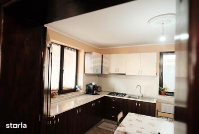 Casă cu 4 camere cu Teren 400 Mp în Central - 5