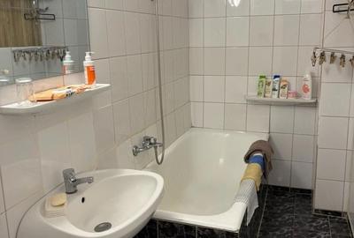 Apartament cu 4 camere decomandat în Central - 4
