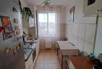 Vand apartament cu 2 camere in Rogerius - 4