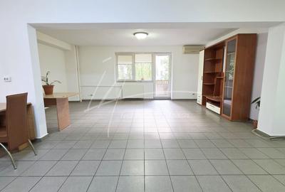 Intr-adevar unic. Apartament cu 3 camere, peste 90 mp, Cernauti - 1