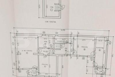 Casă cu 3 camere cu Teren 250 Mp în Central - 1