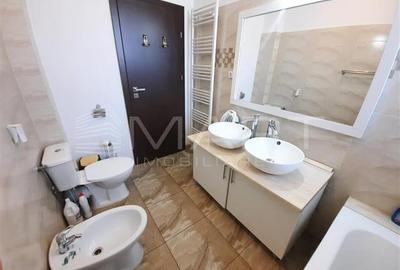 Apartament cu 3 camere decomandat în Central - 11