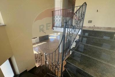 Casă cu 6 camere cu Canalizare în Răstoaca - 5