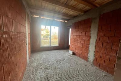 RECO Casa plan parter cu 3 dormitoare-la rosu- Paleu - 7