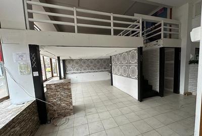 Spa?iu comercial! Deschidere foarte buna la zona pietonala! - 3