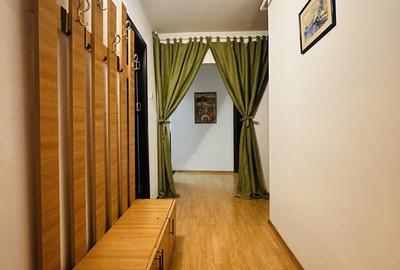 Apartament cu 4 camere decomandat în Central - 11