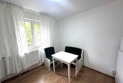 Apartament 2 camere decomandat etaj 1 - 2