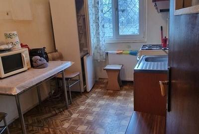 Apartament cu 3 camere, etaj 1, zona Salvare - 6