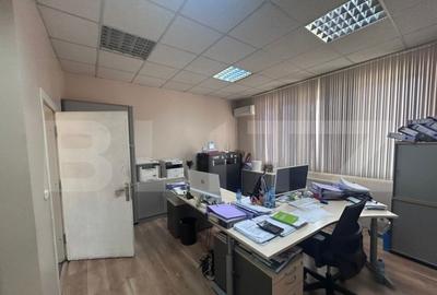 Spatiu de birouri modern, 480mp, 10 locuri de parcare, carti - 8