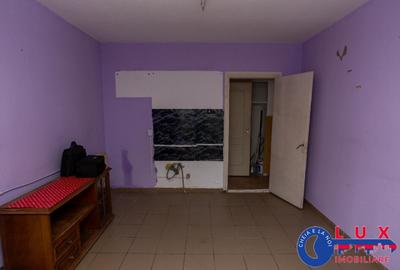 Spațiu comercial, de 66 mp, în Piața Nouă