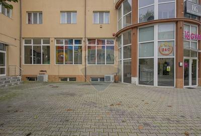Spatiu comercial stradal- 120 mp-  Zona Astra - 2