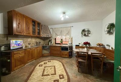 Casă cu 1 camere cu Teren 764 Mp în Grădiște