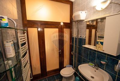 Casa / Vila cu piscina, 6 camere de vanzare in zona Central - 30