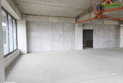 Spațiu comercial, de 172 mp, în Galata