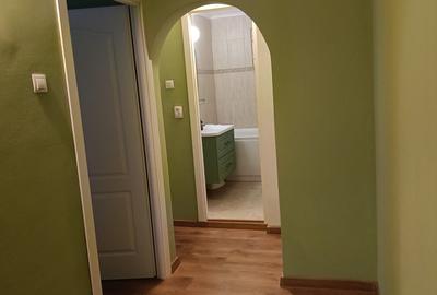 Apartament cu 4 camere semidecomandat în 13 Septembrie - 15