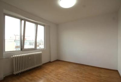 Tineretului Metrou, PIATA NORILOR ,TIMPURI Noi Amenajat,LIBER! - 1